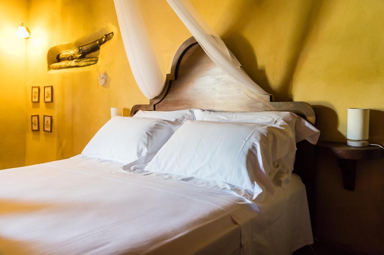 Relais Dei Cesari Villa Borgo Ticino ภายนอก รูปภาพ