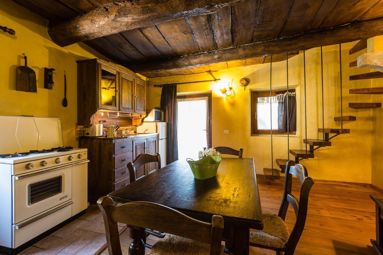 Relais Dei Cesari Villa Borgo Ticino ภายนอก รูปภาพ